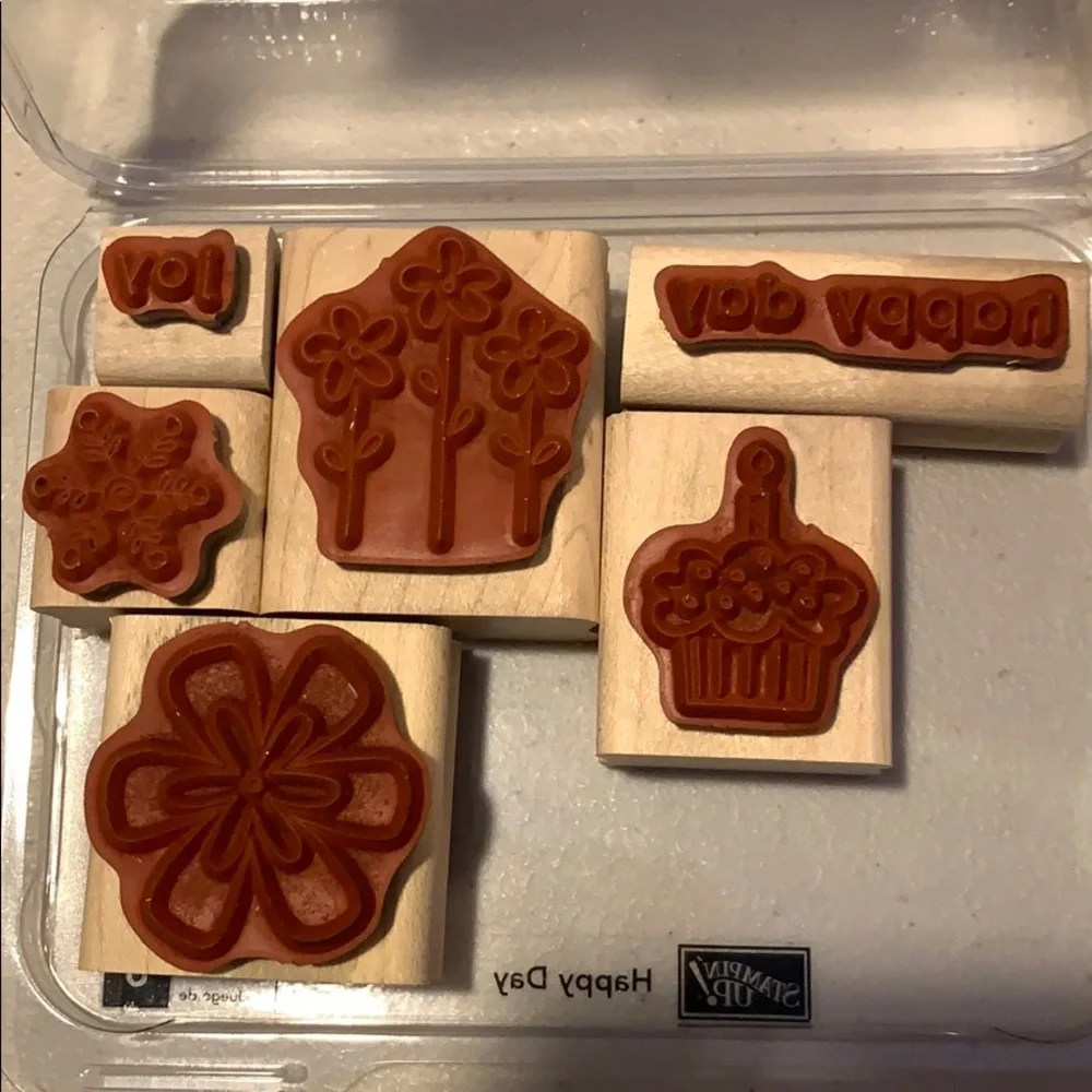 🎭 3/$25 - Stampin Up Happy Day wood block set of 6